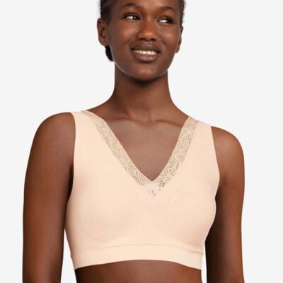 Soft Stretch “Magic” Padded Crop Top Lace with Back Closure by Chantelle