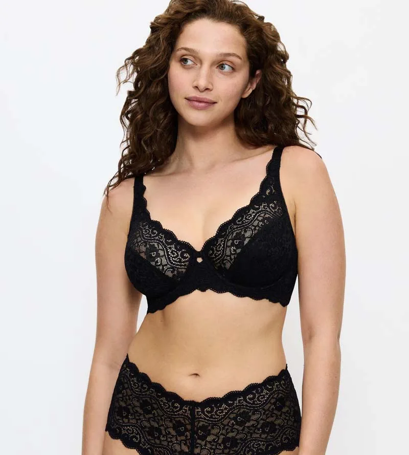 Amourette W Underwired Bra – New Series – by Triumph - black - pic 1