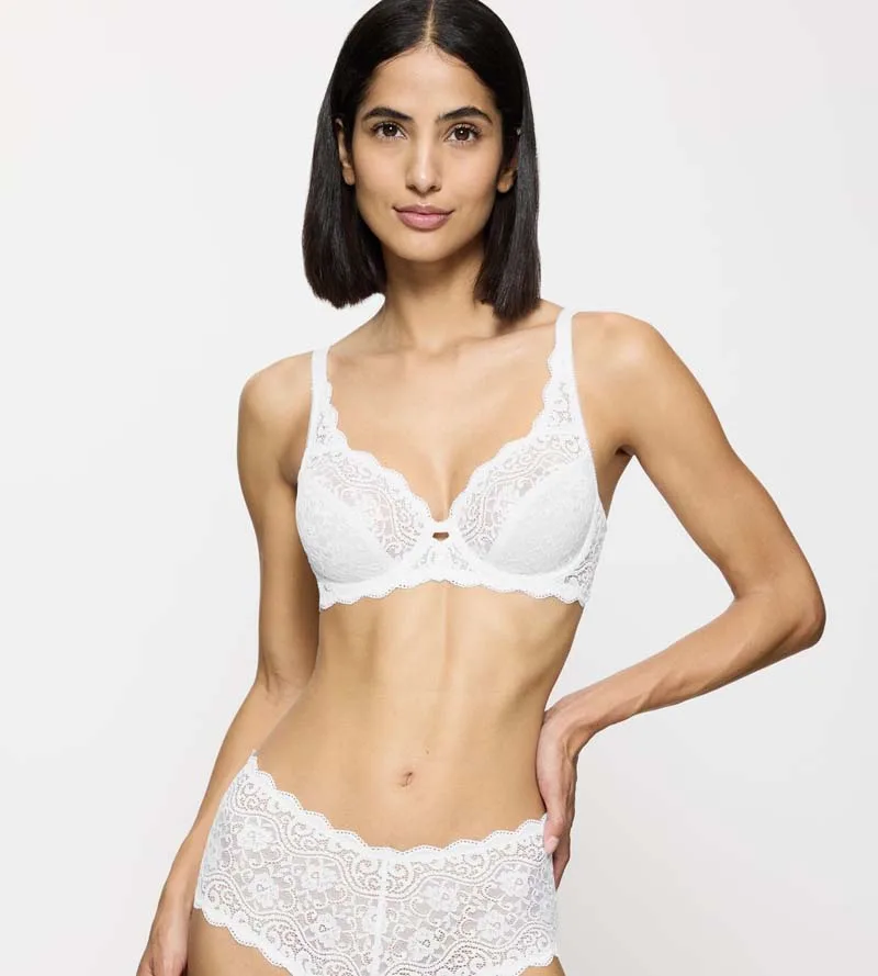 Amourette W Underwired Bra – New Series – by Triumph - white - pic 1