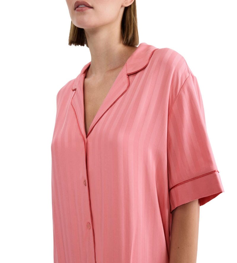 Amourette Jacquard NDW SSL Nightshirt by Triumph - Cherry Rose