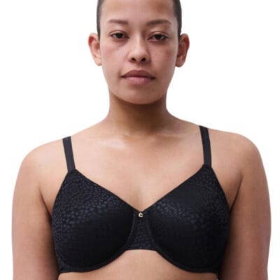 Magique Seamless Underwired Bra by Chantelle