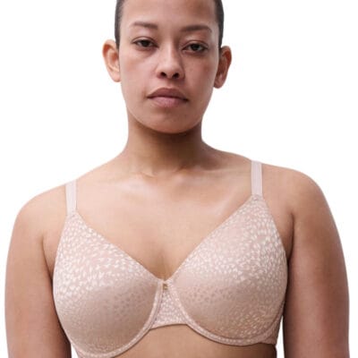 Magique Seamless Underwired Bra by Chantelle